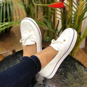 Chicvane Bowknot Slip-On Round Toe Platform PU Loafers