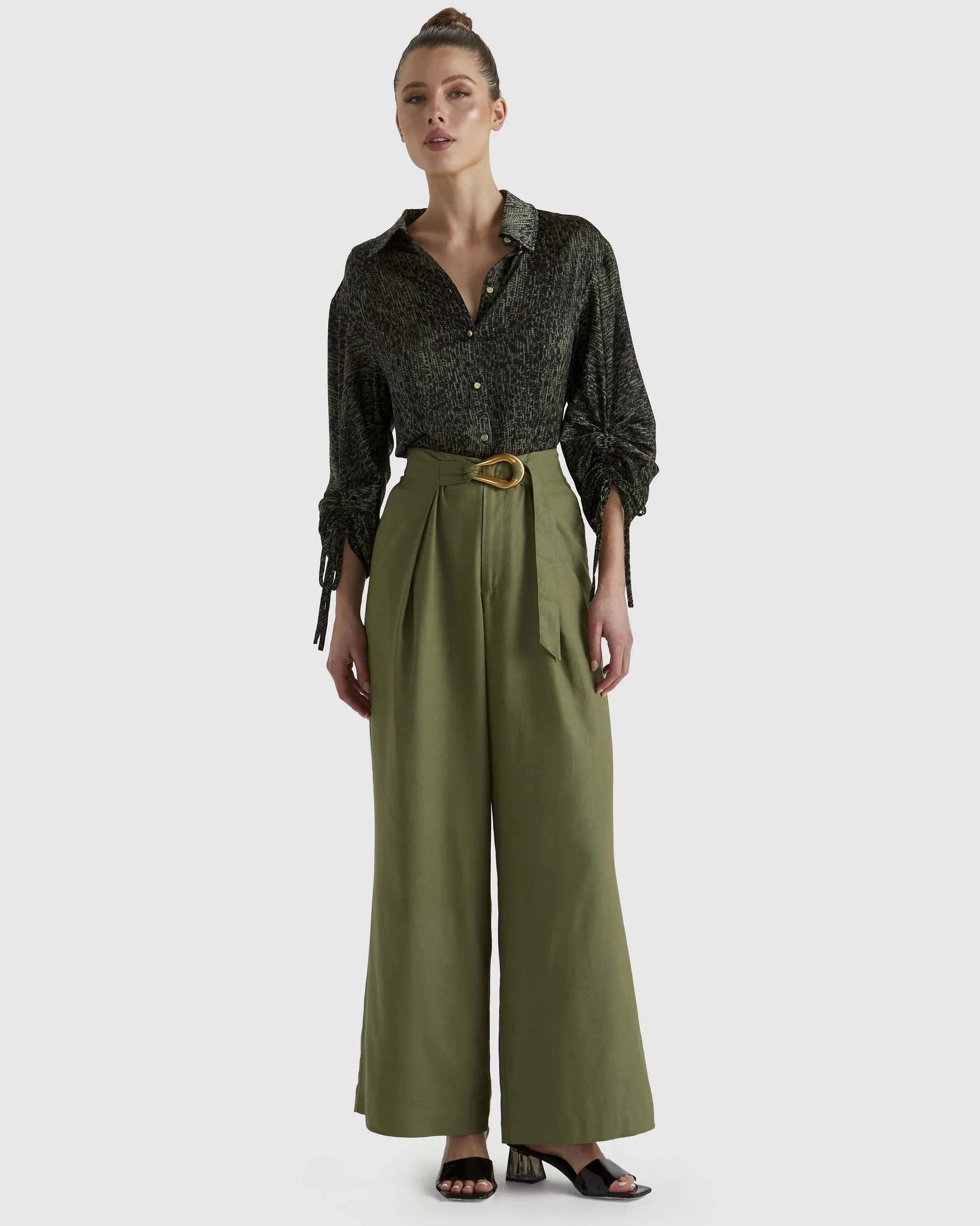 Explorer shirt- Khaki Leopard