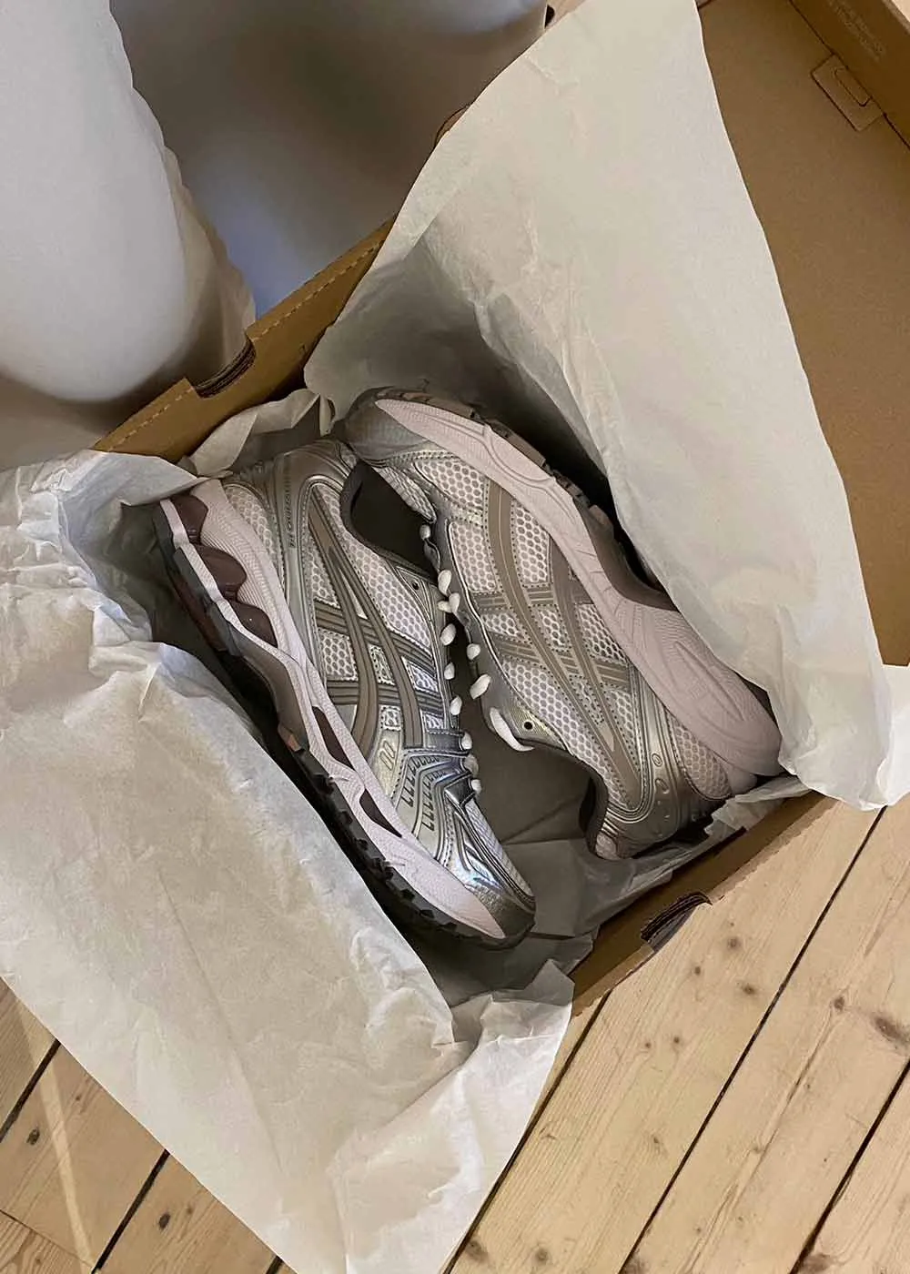 GEL-KAYANO 14 - White/Moonrock