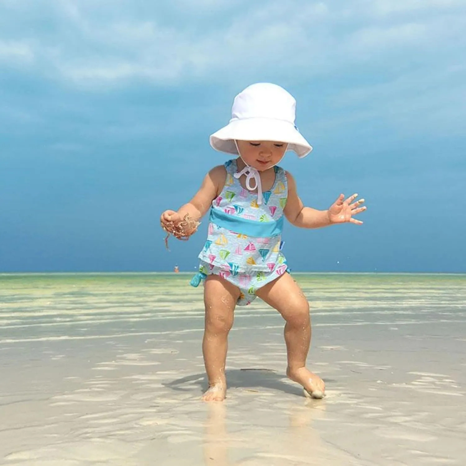 green sprouts Baby Girls' Breathable Swim & Sun Bucket Hat
