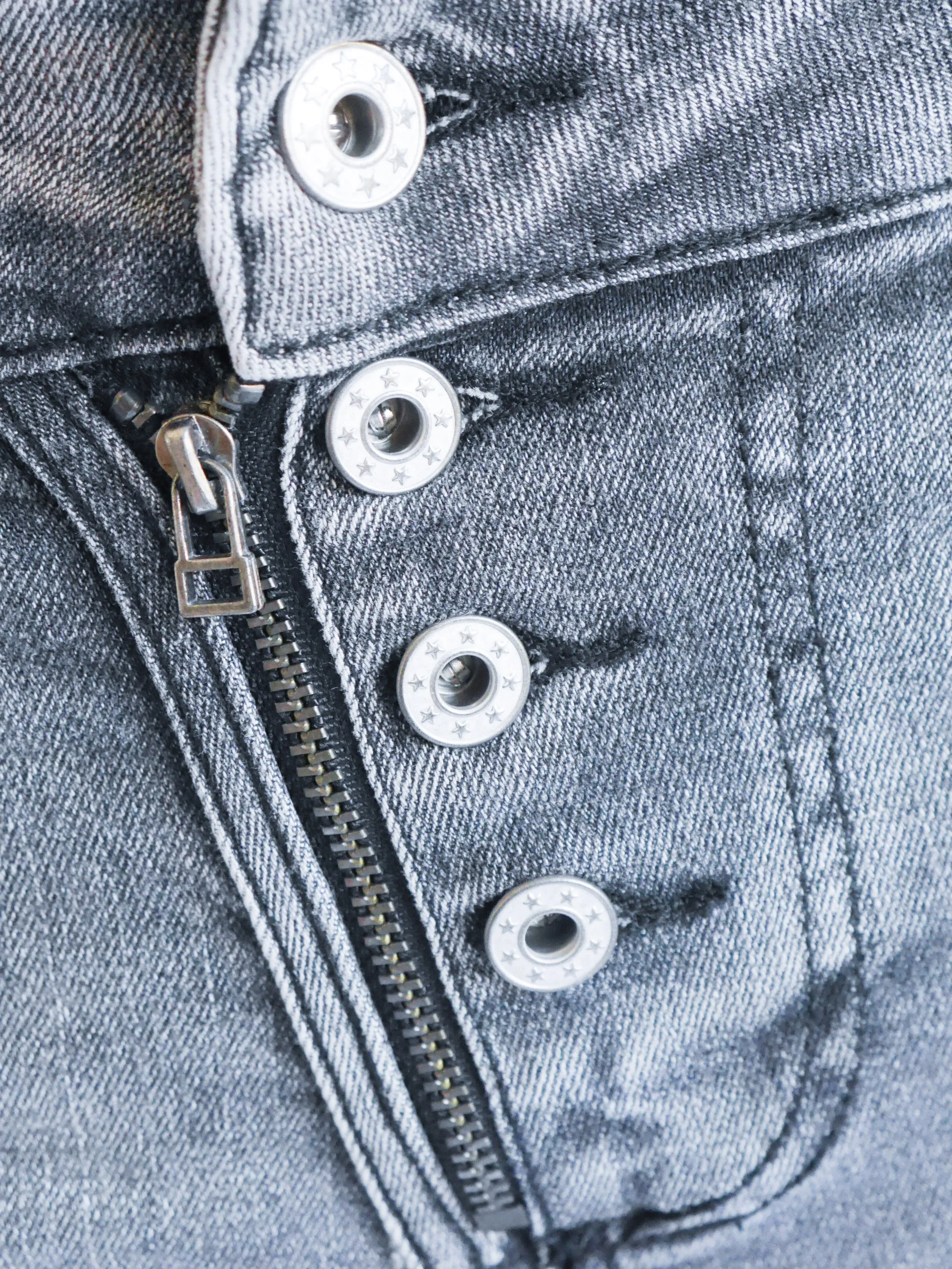 Melly & Co Grey Washed 4 Button Hole Detail Jeans