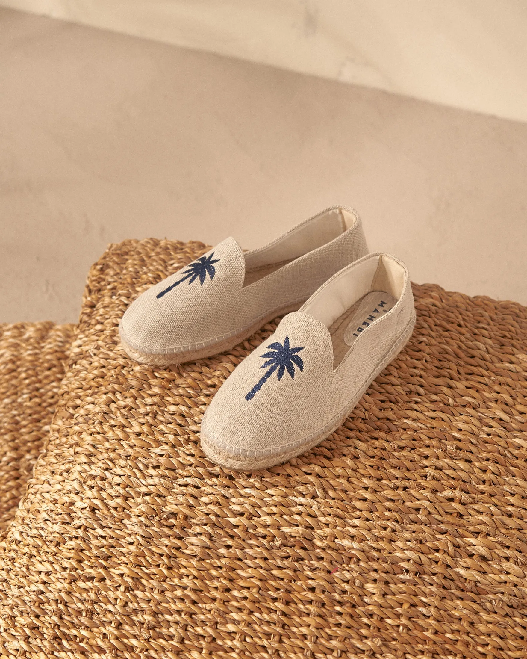 Organic Hemp Embroidered Espadrilles - Z45C0 - Palm Springs Natural and Navy Palm