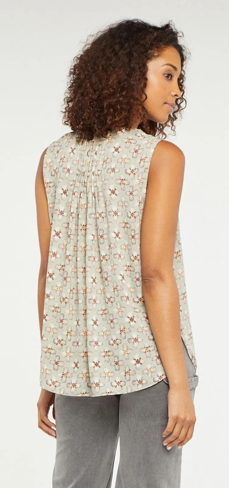Sleeveless Pintuck Floral Print | Fox Cove