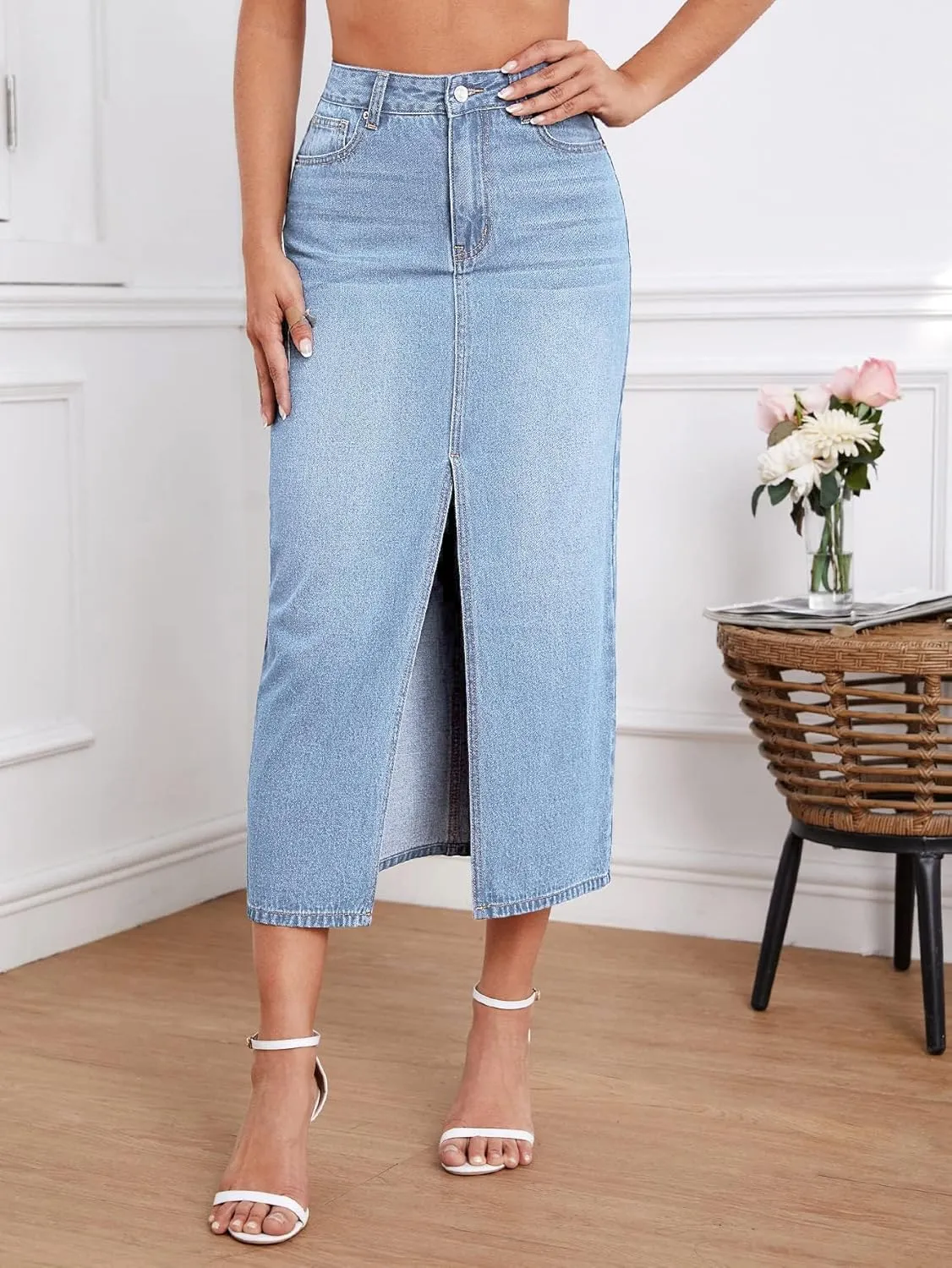 Stylish Women's Stretch Denim Skirt Mid-Length Comfortable & Curve-Hugging with Center Slit